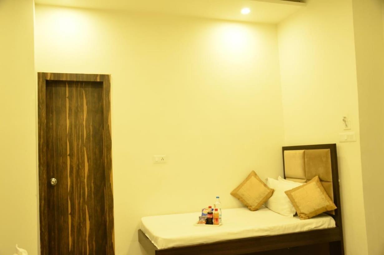 Hotel GR Residency Amritsar Exterior foto